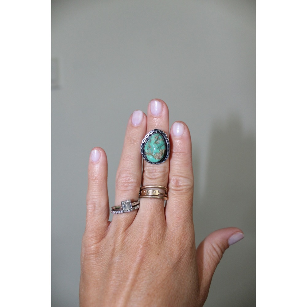 VTG Sterling Silver Turquoise Statement‎ Ring Size 5 Engraved Band 925